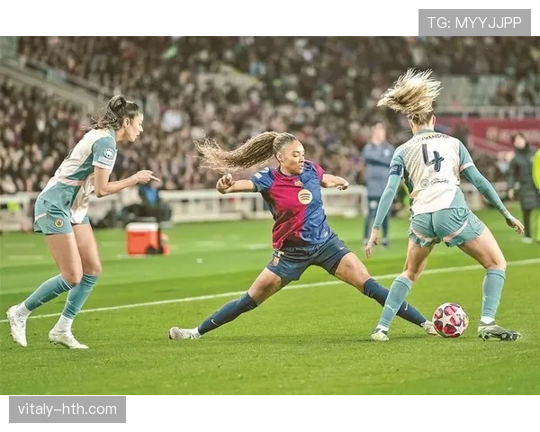 欧冠女足最佳射手再创佳绩 助力球队挺进决赛 欧冠女足最佳射手再创佳绩 助力球队挺进决赛