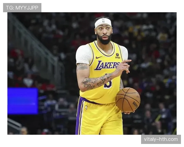 戴维斯防守表现出色，持续助力球队取得胜利