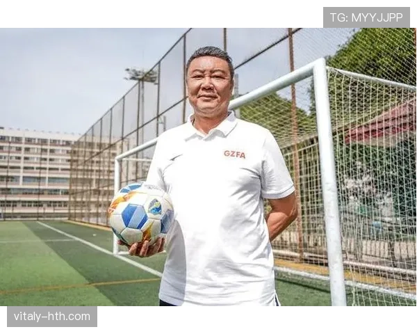 温格战术革新引热议，重塑足球理念引领未来比赛新潮流