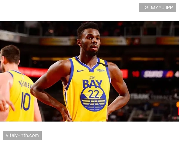 若昂·帕利尼娅本赛季表现稳健，防守数据持续提升