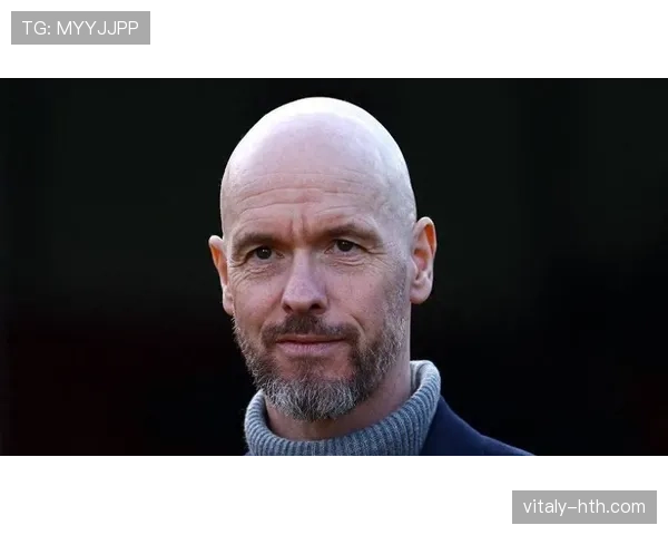 曼联危机四伏！内部矛盾激化，滕哈格的战术改革是出路还是死路？