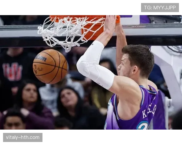 沃克·凯斯勒无球跑动拉开空位助攻效率显著提升